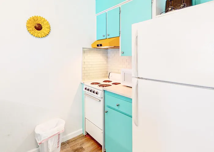 Island Apartment